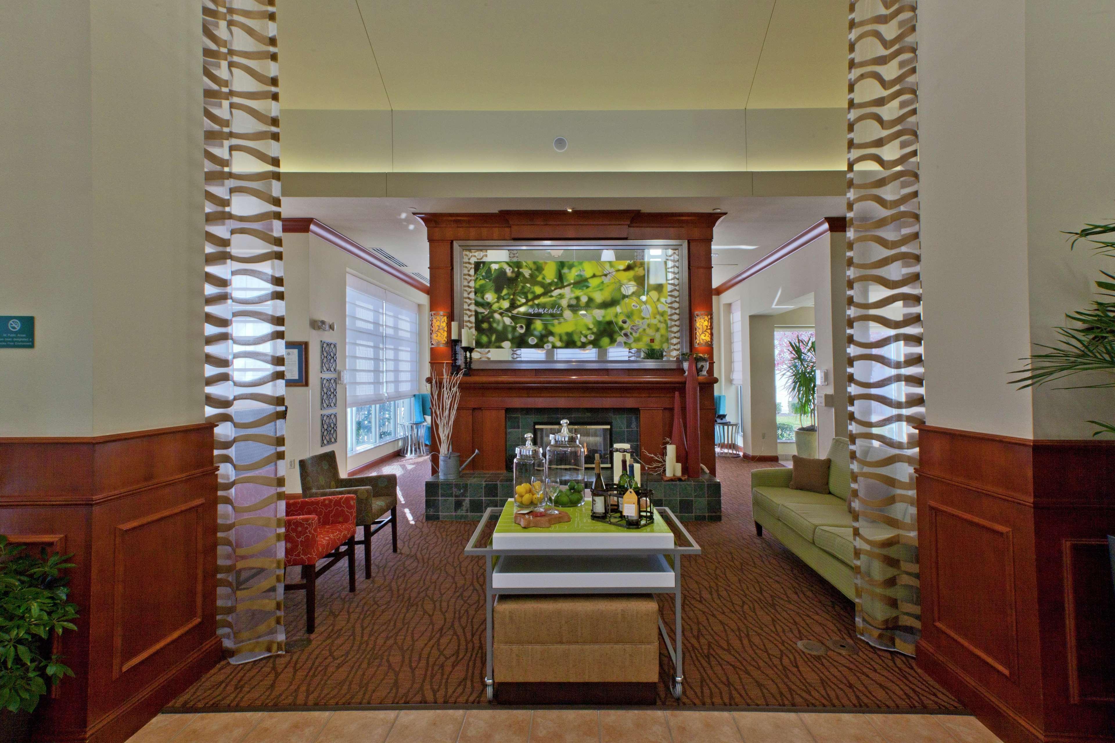 Hilton Garden Airport