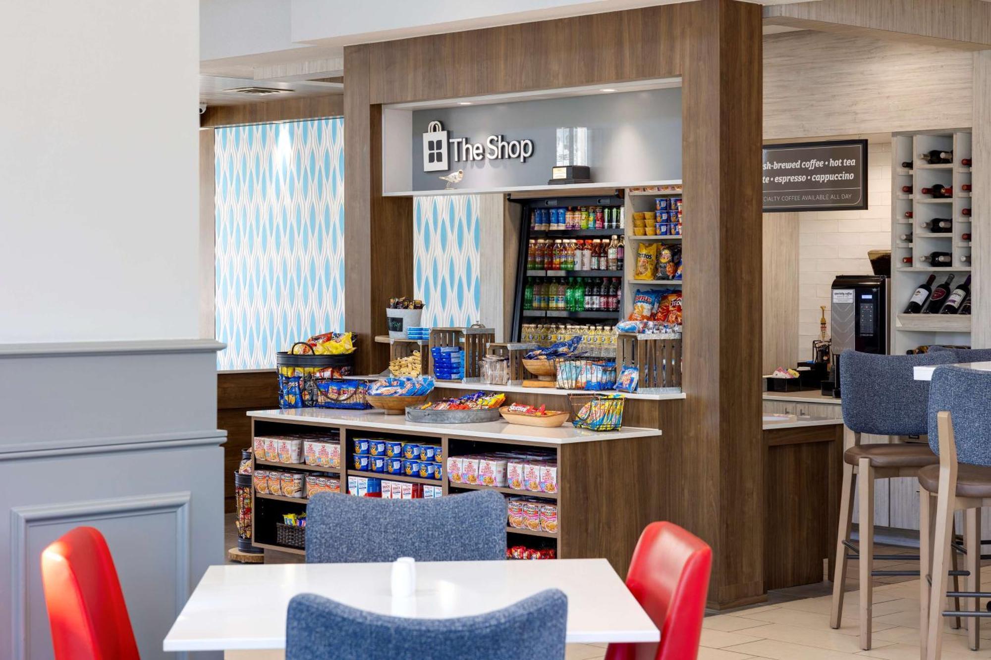 Hilton Garden Airport Hotel Oklahoma City