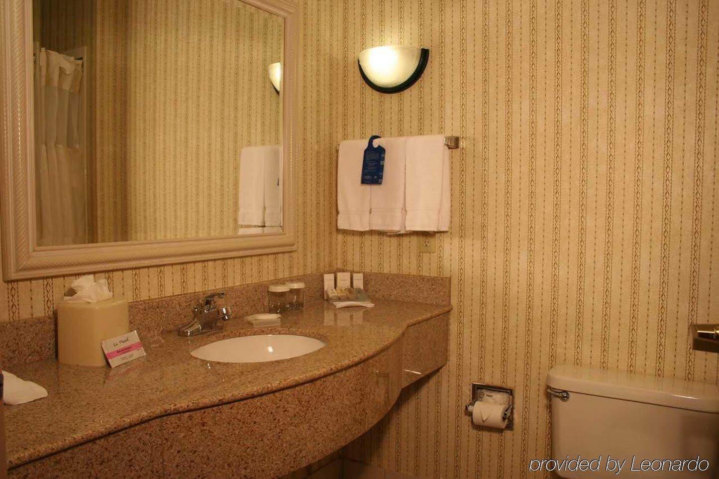 Hilton Garden Airport Oklahoma City